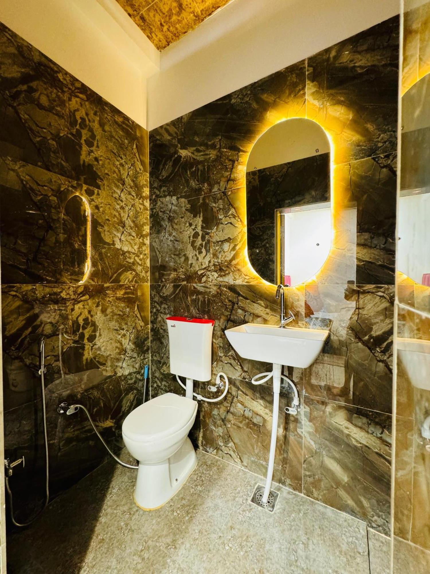 Aura Homestay Варанасі Екстер'єр фото